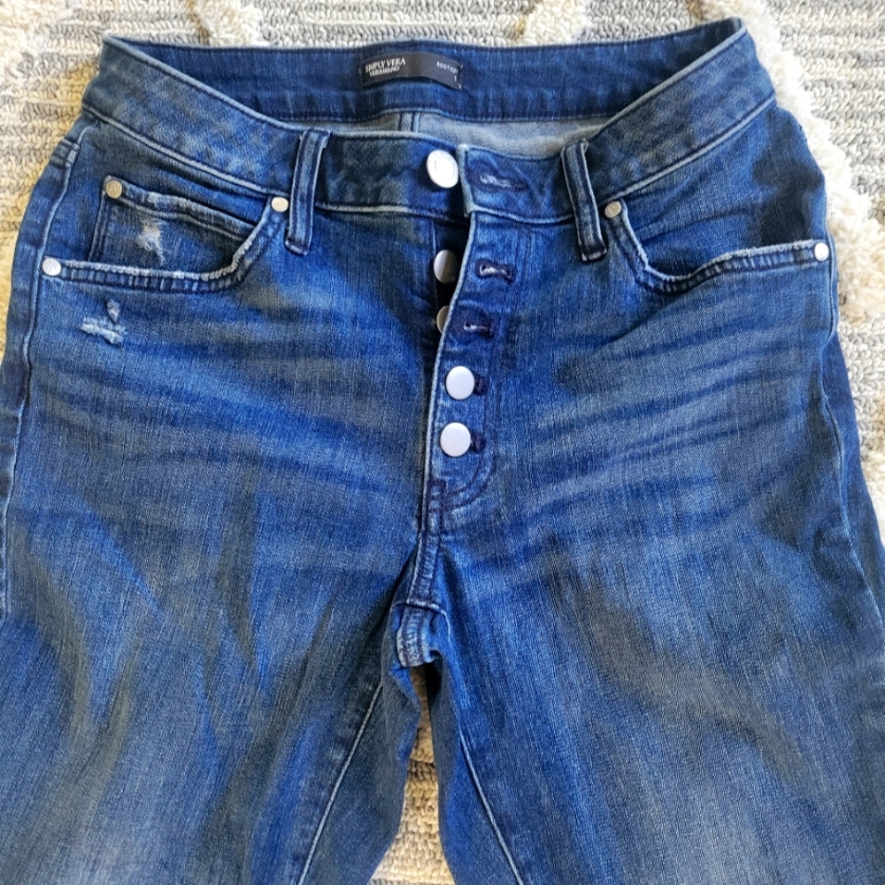 SIMPLY VERA WANG BOOTCUT JEAN SIZE 6